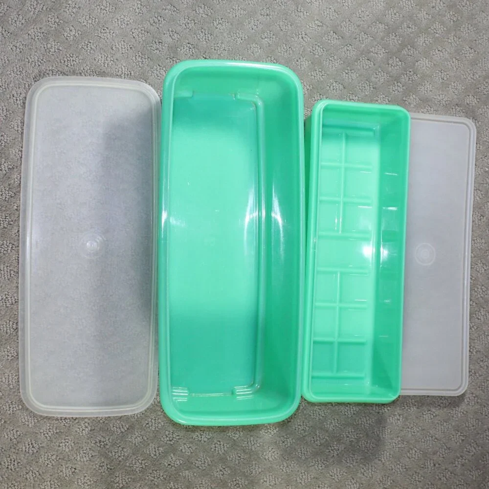 Set of 2 (4 w lids) Vtg Tupperware Jadeite Green Celery Keeper Vegetable Crisper